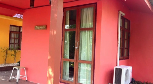 Ban Bountoum Ta Ngok Resort, Забронировать Курортный отель Курортные отели Ампхава, Курортный отель
