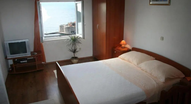 Apartment Kuzman 1, Забронировать Апартаменты/квартира Отели Дубровника с парковкой, рядом с Marin Drzic Theatre, Парковка