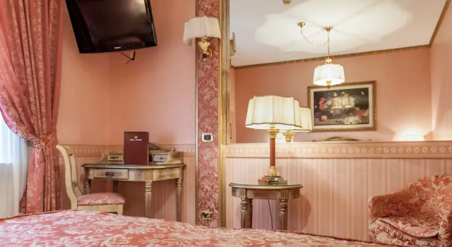 Трёхместный номер Hotel Venezia