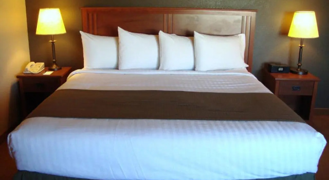 Номер Standard AmericInn by Wyndham Sioux City