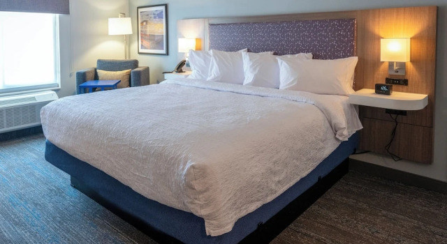 Двухместный люкс Hampton Inn Norton, Va