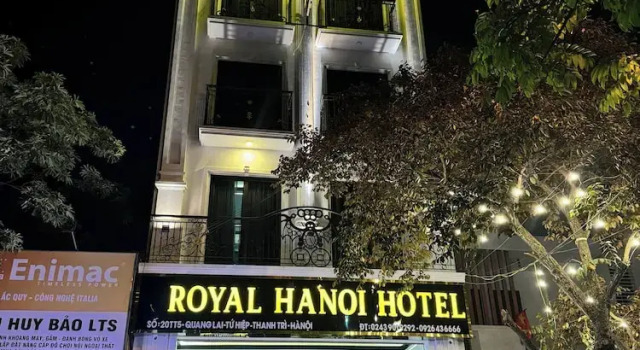 Royal Hotel Hà Nội, Забронировать Отель Отели Муниципалитета Ханоя с парковкой, Парковка