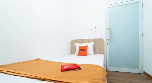KoolKost near Grand Kota Bintang, Prenota Hotel Bekasi West Java