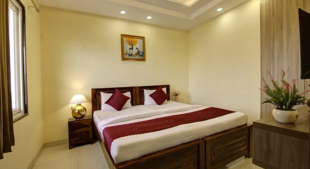 Люкс Deluxe с балконом Limewood Stay Gold-ARTEMIS & Golf Course