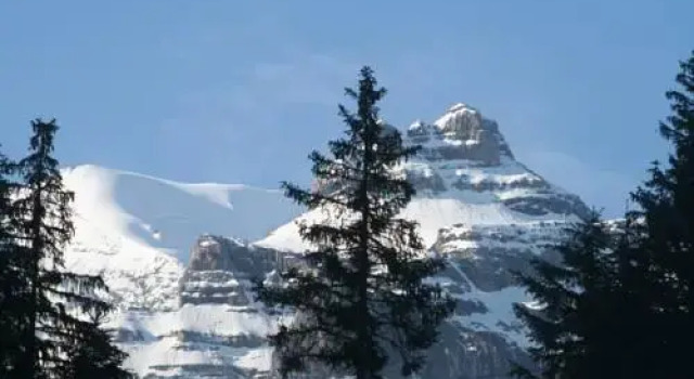 Berggasthaus Und Pension Golderli, Buchen Sie Hotel Reichenbach im Kandertal Berner Oberland