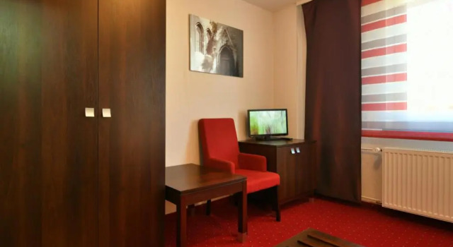 Номер Comfort SKYHOTEL Merseburg