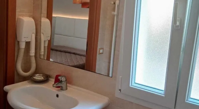 Одноместный номер Standard с балконом Hotel Monica