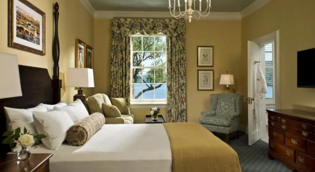 Номер Standard The Otesaga Resort Hotel