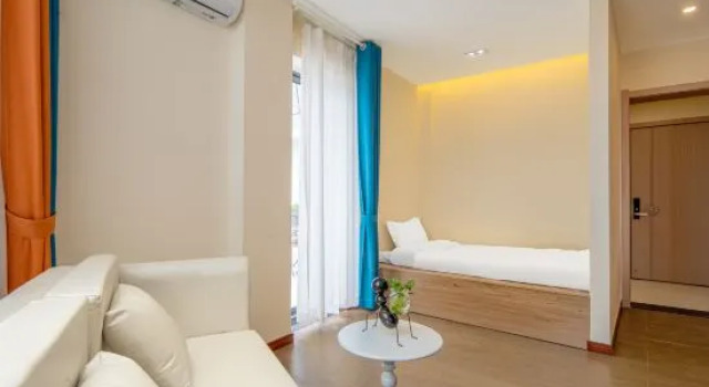 Люкс Deluxe Chengjiang Yanhu Inn