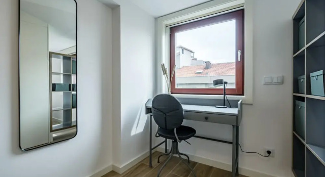 Nomad s Lux - 1bdr Charming Top Floor Porto