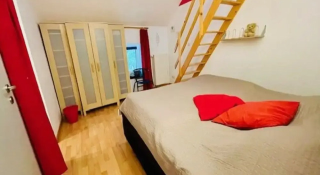 House in Moulin du Ruy With Forest Views, Забронировать Дом для отпуска Мулен-дю-Рю Бельгия