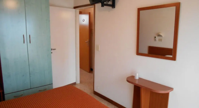 Трёхместный номер Standard с балконом Hotel Sayonara