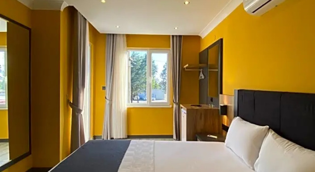 Standardowy dwuosobowy pokój z widokiem na ogród Roy Otel Akçay