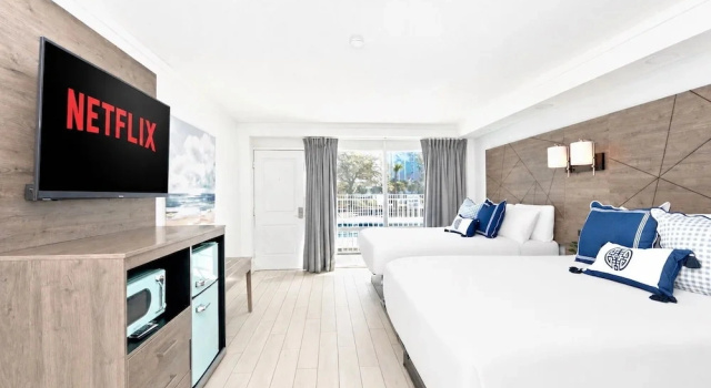 Четырёхместная студия Fins Inn & Suites