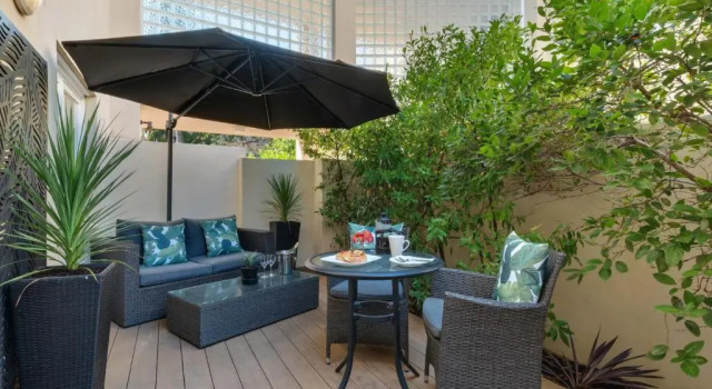 Люкс c 1 комнатой The Peninsula Riverside Serviced Apartments