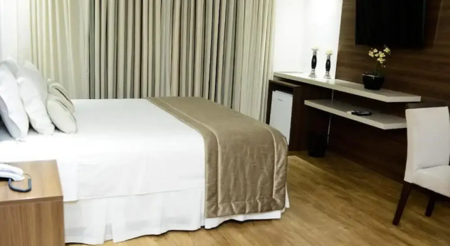 Люкс Presidential с балконом и с видом на город Hotel Mohave