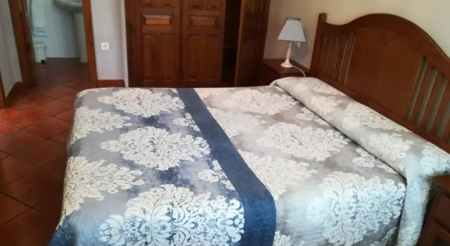 Apartamentos El Ardinal, Prenota Appartamento Hotel a Asturie con parcheggio, Parcheggio