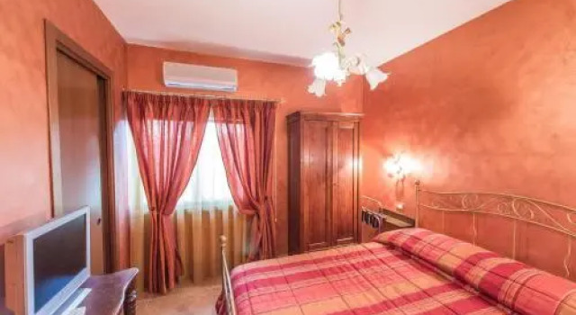 Locanda del Borgo, Varaa Hotelli Todi Umbria