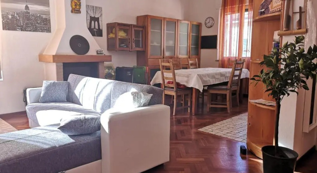 Апартаменты 3 Bedrooms flat with parking and breakfast