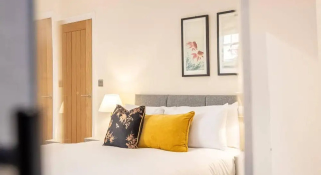 City Chic Christchurch 2BR Apartments by Sojo Stay, Varaa Huoneisto Asunnot kohteessa Merseyside, Huoneisto