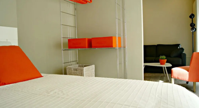 Little Suite - Ferdinand, Забронировать Отель Отели Лилля с парковкой, рядом с Chambre de Commerce, Парковка