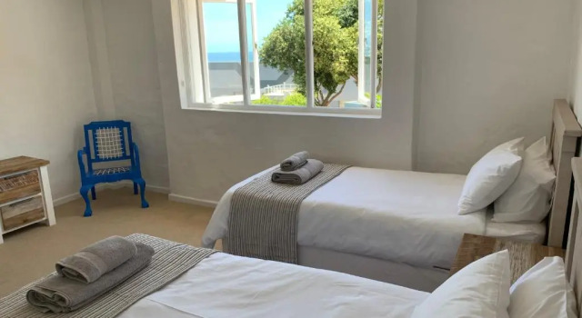 Коттедж с 4 комнатами Southern Cross Beach House