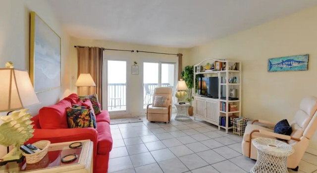 Апартаменты c 1 комнатой с балконом Panama City Beach Retreat w/ Pool & Ocean Views!