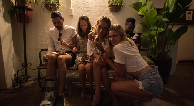 Long Street Backpackers, Забронировать Отель Отели Кейптауна с парковкой, рядом с Signal Hill Noon Gun, Парковка