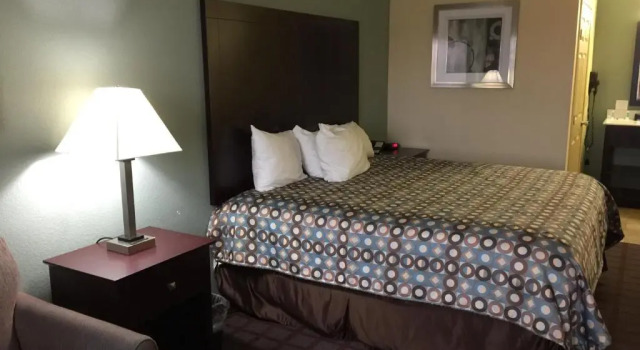 Номер Standard Pearsall Inn and Suites