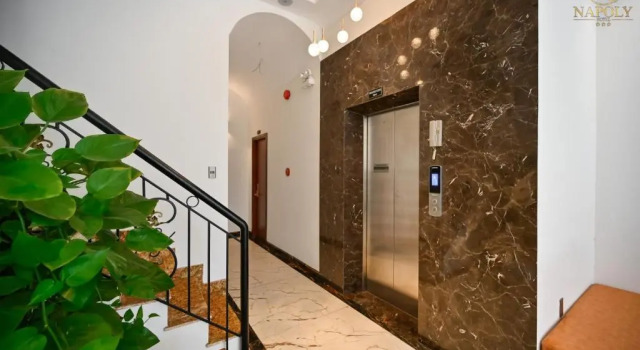 Четырёхместный номер Superior Napoly Hotel