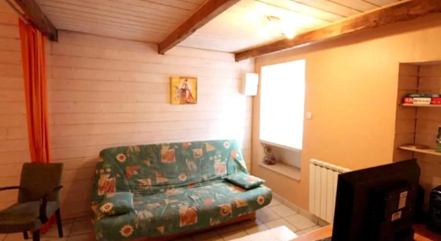 Apartment With one Bedroom in Champis, With Enclosed Garden and Wifi, Rezervasyon Daire Champis Ardèche