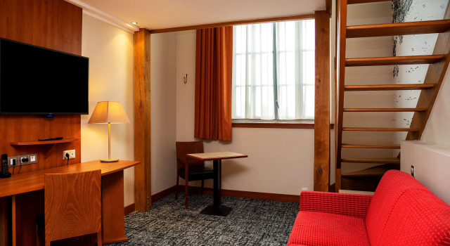 Двухместный номер Standard Дуплекс Best Western Plus Hôtel Colbert