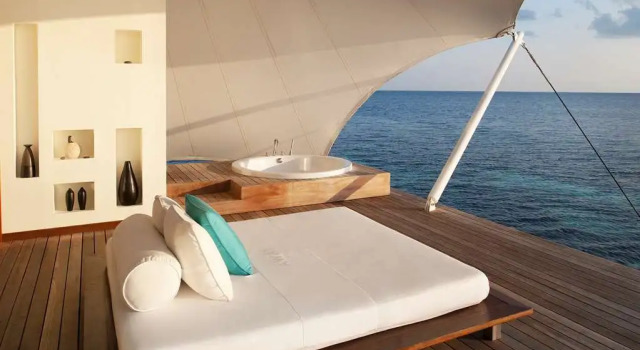 W Retreat & Spa - Maldives, Rezervovat Hotel Hotely v Himandhoo se snídaní, Snídaně