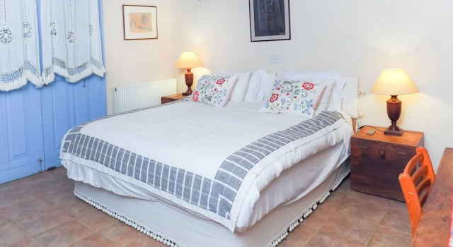Adamos studio Hotel Apartments, Book Lejlighed Hoteller i Tochni med pool, Swimmingpool