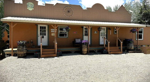 Тент Travellers Rest Cabins and RV Park