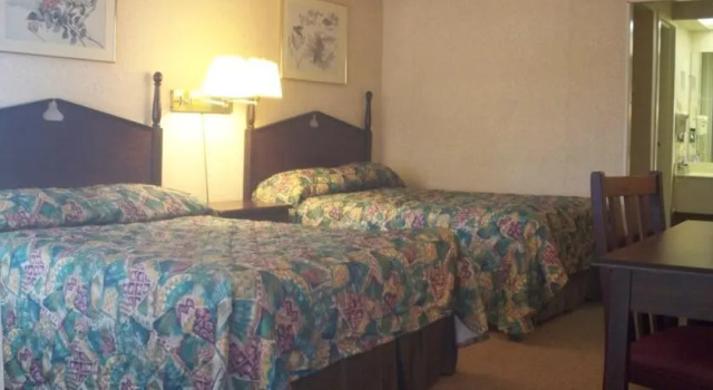 The Highlander Lodge Danville, Prenota Hotel Danville Virginia