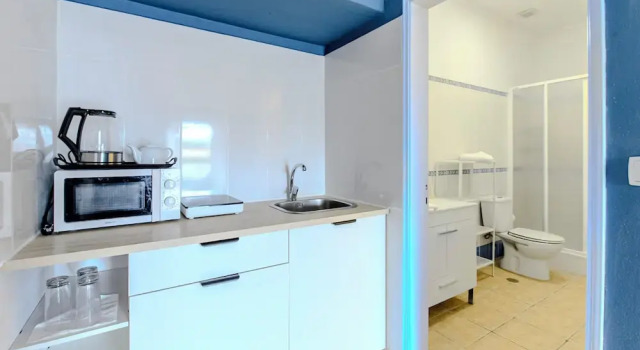 Студия Deluxe BO House & Hairshop