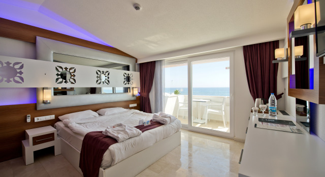 Flora Garden Beach Hotel