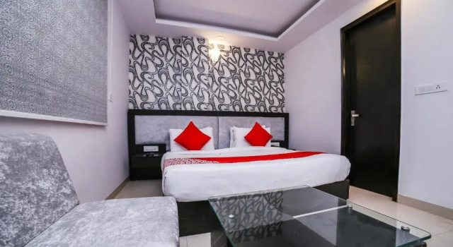 Трёхместный номер Classic FabHotel Airport Zone Olive