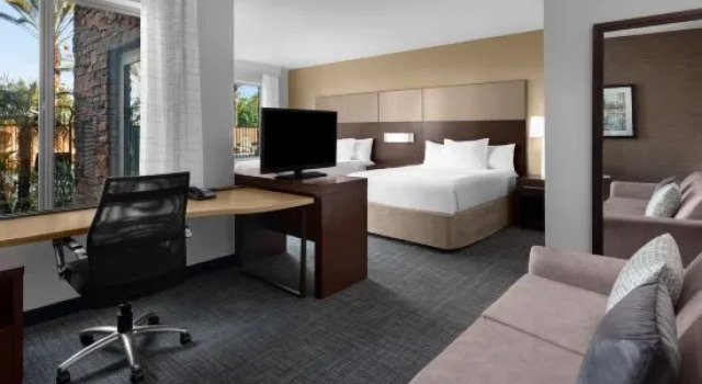 Номер Standard Residence Inn Tustin Orange County