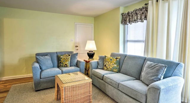 Wildwood Crest Condo: 2 Blocks to Beach!, Buchen Sie Ferienwohnung Hotels in Wildwoods Beach mit Parkplatz, Parkplätze