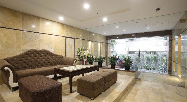 London Hotel & Apartment, Забронировать Апартаменты/квартира Отели Кау Гиай с парковкой, Парковка