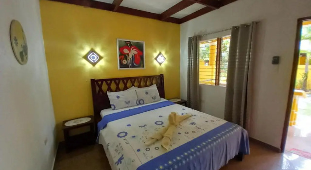 Номер Economy с красивым видом из окна Malapascua Garden Resort