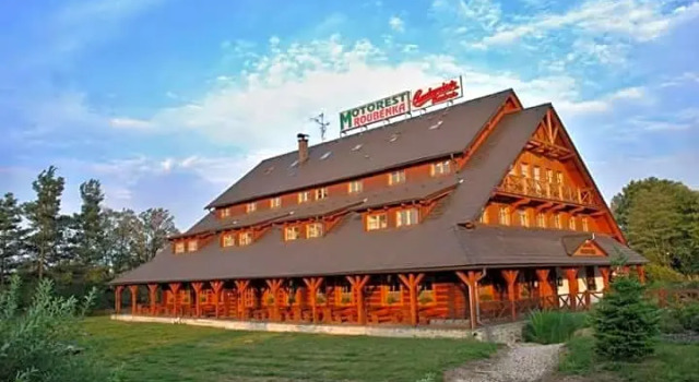 Motel Roubenka, Reservar Motel Motéis em Hradec Kralove, Motel