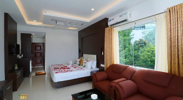 Moonline Resort, Забронировать Курортный отель Отели штата Кералы с парковкой, Парковка