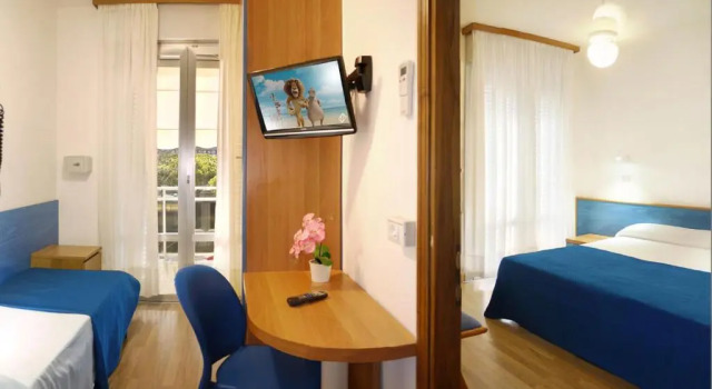 Семейный номер Standard с частичным видом на море Hotel Bertha Fronte Mare