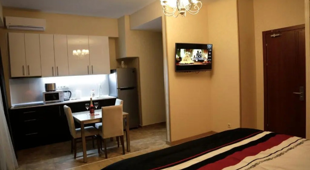 Студия с балконом и с видом на горы Апартаменты Full Comfort на Чавчавадзе