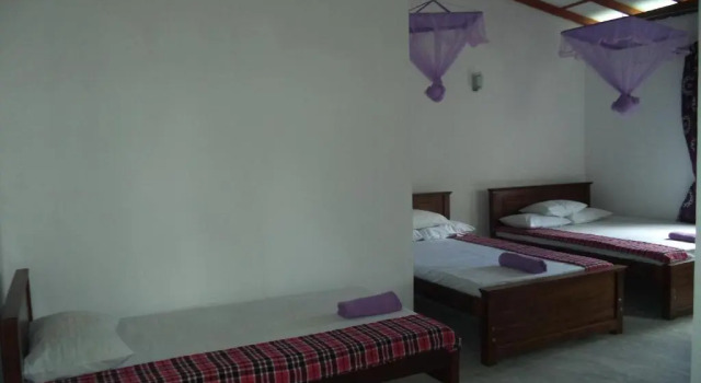Трёхместный номер Standard с балконом и с видом на горы My Place Guest House
