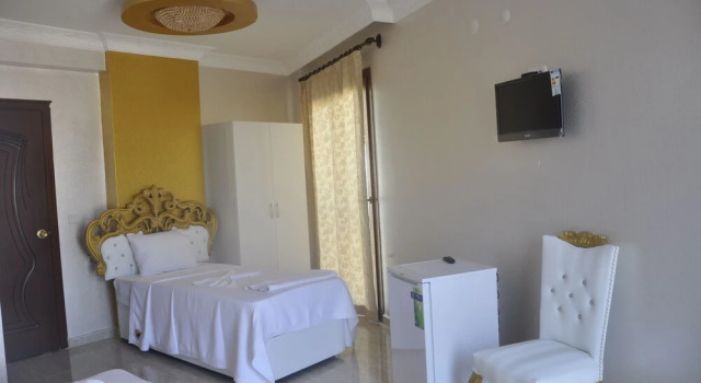 Alev Palace Otel, Prenota Hotel Kumlu Turchia