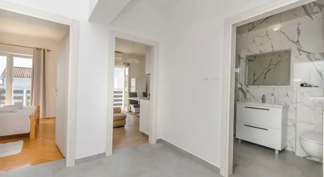Apartments Baldo, Забронировать Апартаменты/квартира Отели Водице с парковкой, рядом с Частный Пляж Отеля «Кристина», Парковка
